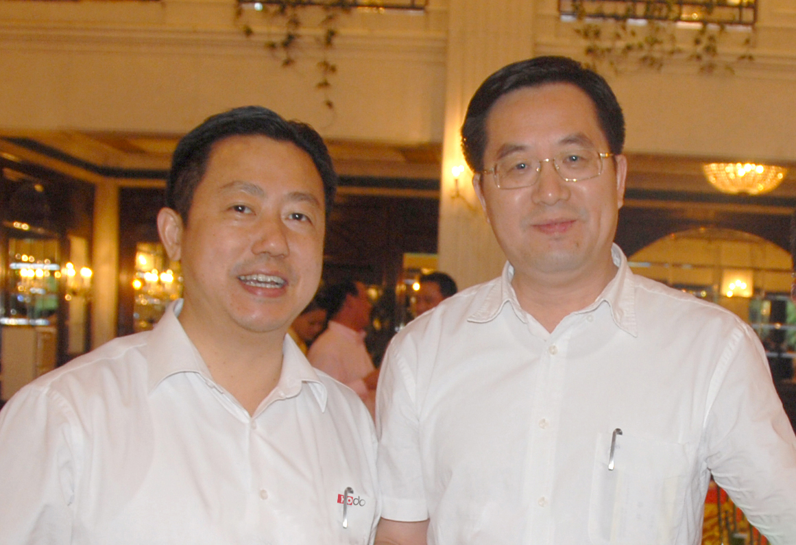 中央政治局常委、國(guó)務(wù)院副總理丁薛祥與周海江合影